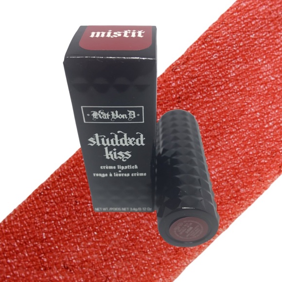 KVD STUDDED LIP KISS LIPSTICK MISFIT NEW RED GOTH - Picture 1 of 7